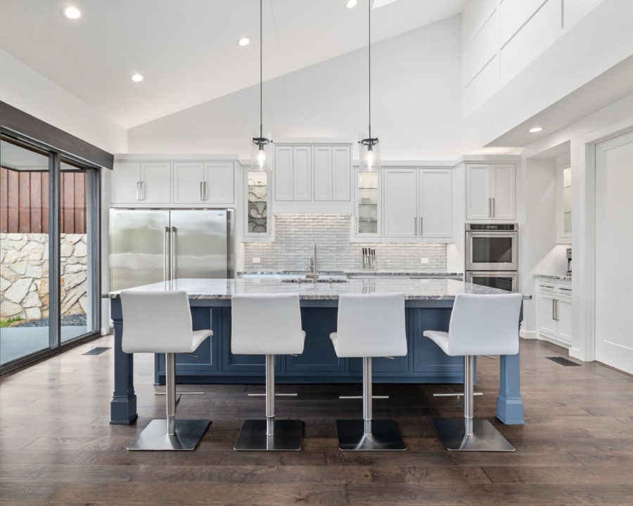 Blue island kitchen in a new build
